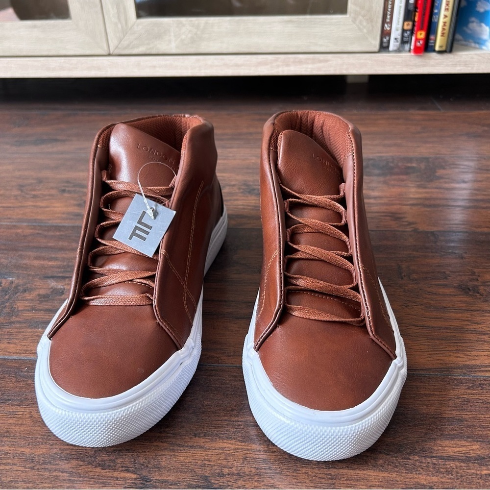 London Fog, Men Shoes